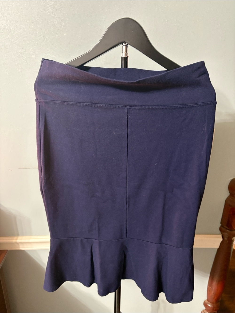 2 for $9 Hybrid & Company Navy and Grey Peplum Pencil Skirt Bundle - Picture 3 of 5